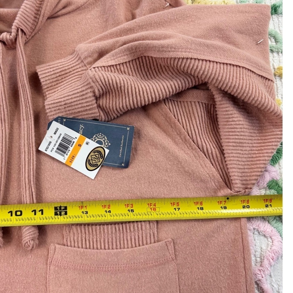 Democracy Pink Cowl Neck Ribbed Sleeve Kangaroo Pocket Pullover Sweater Size S - Picture 5 of 12